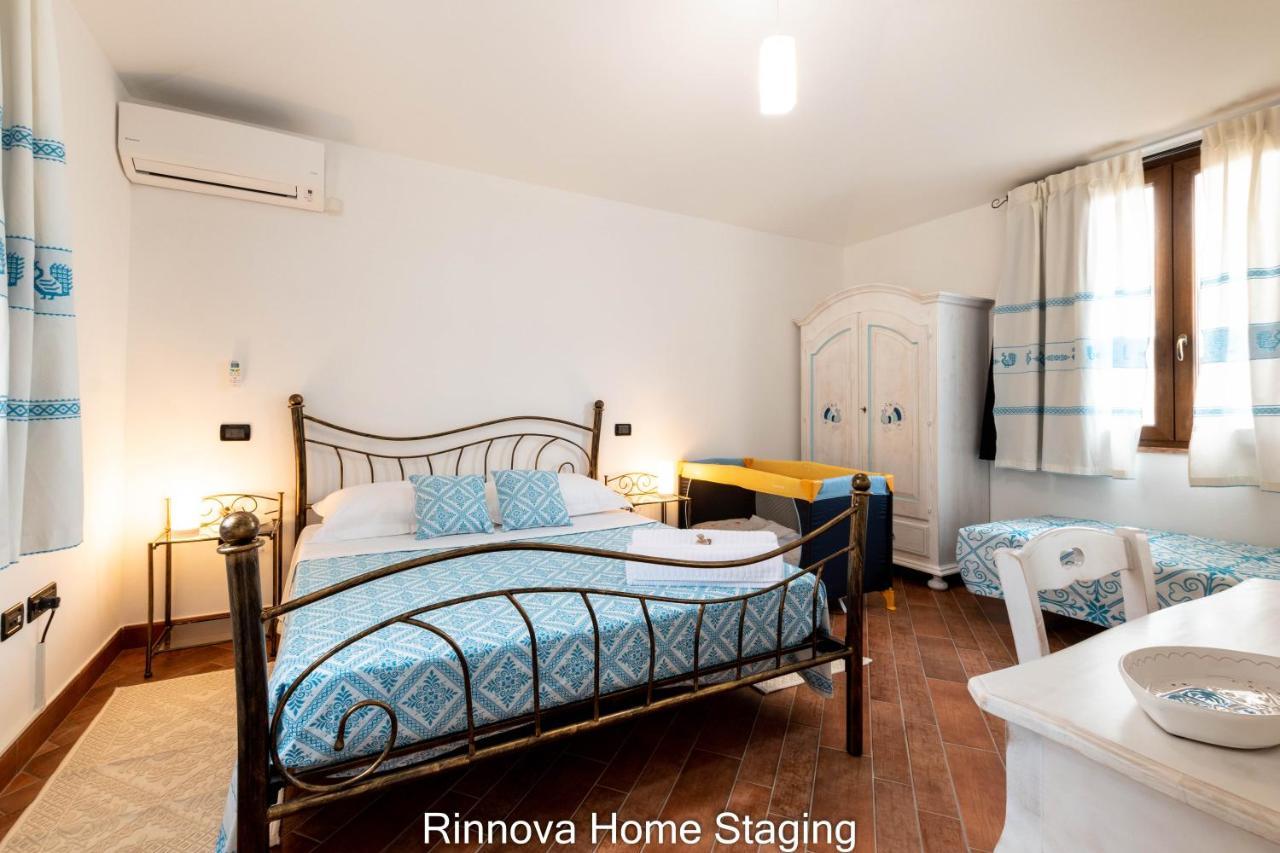 Villa Vitto - Sleep & Go Capoterra Buitenkant foto